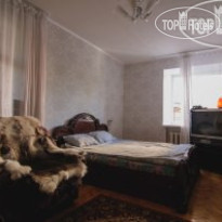 Romanov Hostel 