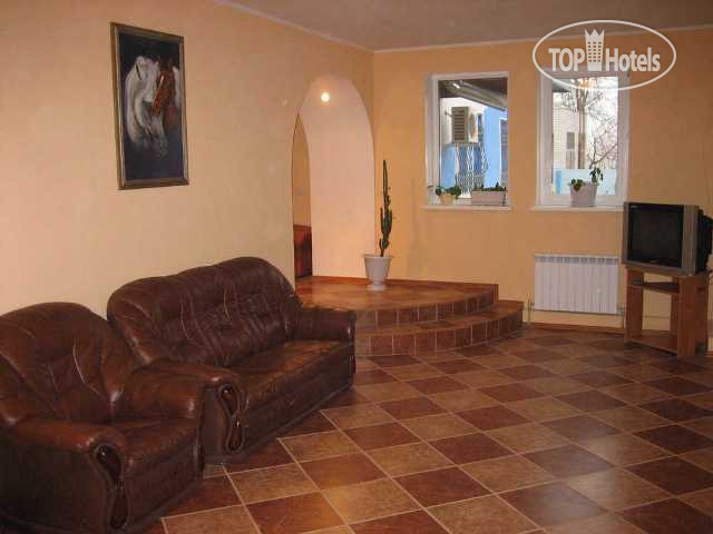 Hotel photo Журавли 4*