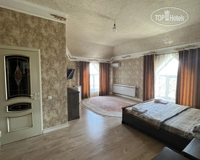 New photos from tourists Gaziazra