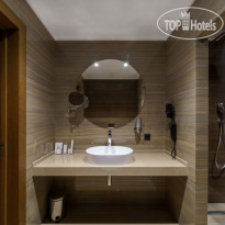 Rison Hotel 