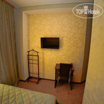 Voyage Hotel