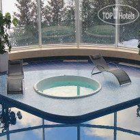 Оздоровительный комплекс Московского Метрополитена Бассейн с джакузи.