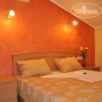 Tropicana Hotel 