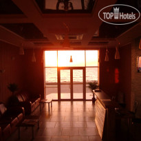 Tropicana Hotel 