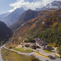Forrest Terrace Hotel