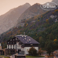 Forrest Terrace Hotel