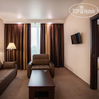 BISHOTEL