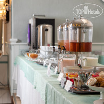 Tizdar Family Resort & Spa шведский стол