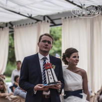 Оздоровительный комплекс Снегири свадьба в открытом шатре