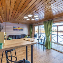 Дом у Озера 