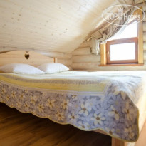 Трава Восьмиместный коттедж