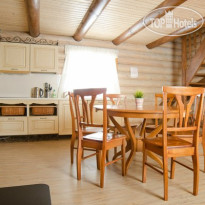 Трава Восьмиместный коттедж