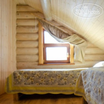 Трава Восьмиместный коттедж