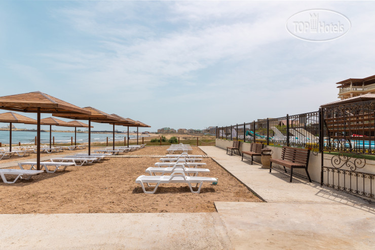 Пляж в Victoria 2*