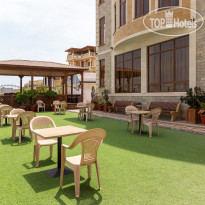 Royal Hotel 