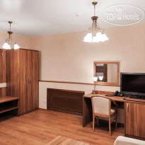 LESNOY Park-hotel 
