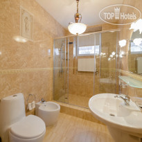 Avrora Spa Hotel 