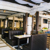 WoodHouse 