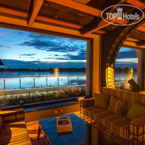 FISH FACTORY HOTEL Библиотека отеля с панорамным 