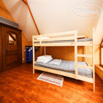 Hostel B&B na Rivere Четырехместный номер