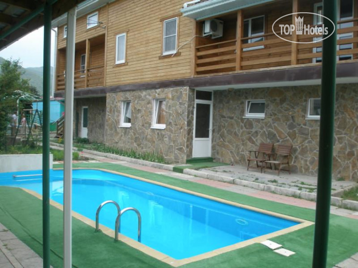 New photos from tourists Изумруд 2*