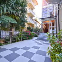 Катран Вход в отель