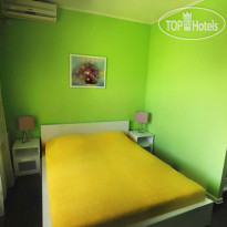 Golden Leo Hotel