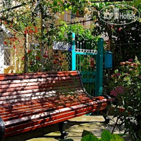 Golden Leo Hotel