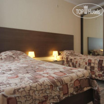 Novikoff Hotel
