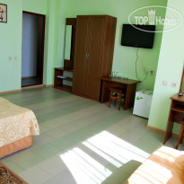 Green Hotel