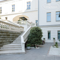Grand Royal Residences 