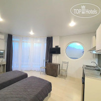 Deluxe Apart Hotel 