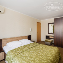 Magnolia Hotel