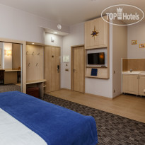 Wind Rose Hotel