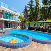 Подогреваемый бассейн в Spa hotel Grace Arli 3*