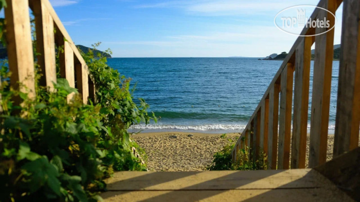 Пляж в Море-Песок 