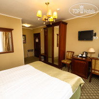 Авент Инн Невский 