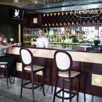 Охтинская Лобби-бар