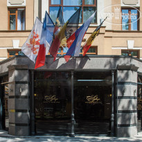 Aglaya Hotel & Courtyard 