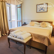 Aglaya Hotel & Courtyard 