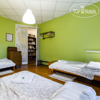 1912 Hostel 