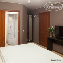 Garden Hotel 