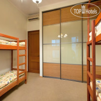 Крылья на Невском 