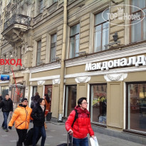 Крылья на Невском 