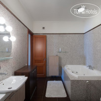 Крылья на Невском 