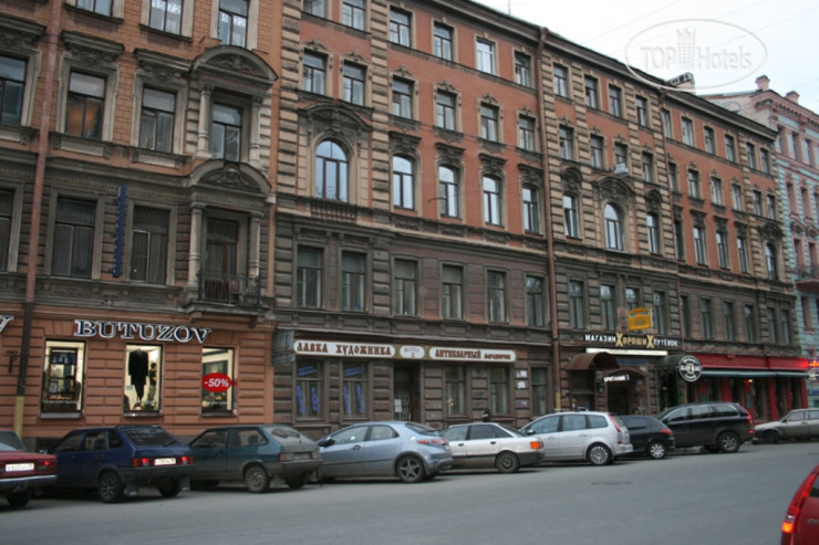 Hotelier's photos Атмосфера На Марата 10 3*