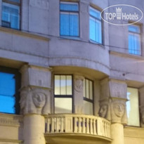 Trio Hotel 