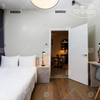 Docklands 2 bdrm with panoramic river vi