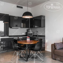Docklands 2 bdrm with panoramic river vi