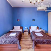 Демократ на Невском 147 